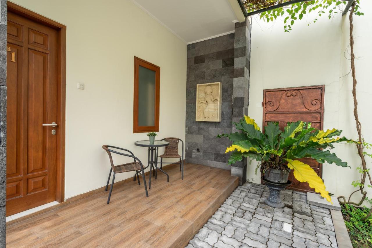 Hotel Oyo 2347 Griya Patran Ngabean Exterior foto